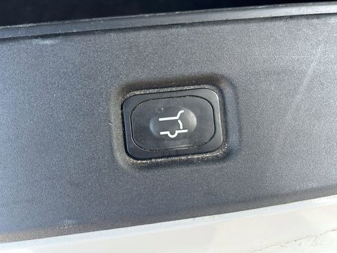 Certified 2025 Ford Expedition Active image 21