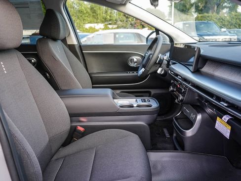 New 2026 Hyundai Ioniq 9 SE image 18
