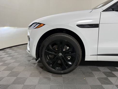 New 2026 Jaguar F-PACE R-Dynamic S image 19
