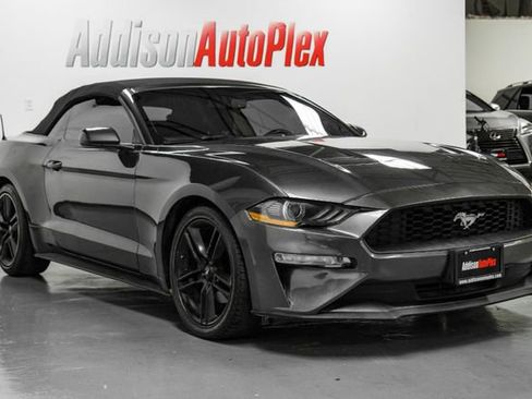 Used 2018 Ford Mustang Premium image 6