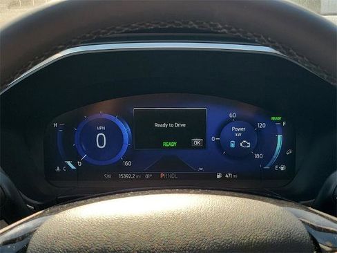 Certified 2022 Ford Escape Titanium image 26