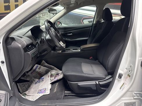 Used 2022 Nissan Sentra SV w/ Trunk Package image 4