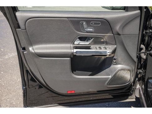 Certified 2026 Mercedes-Benz GLB 250 image 19