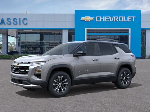 New 2026 Chevrolet Equinox LT w/ Safety and Technology Package image 2