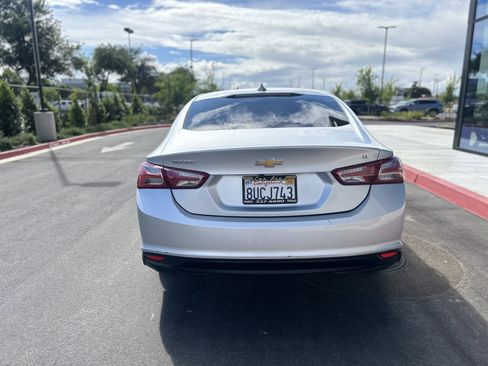 Used 2019 Chevrolet Malibu LT image 11