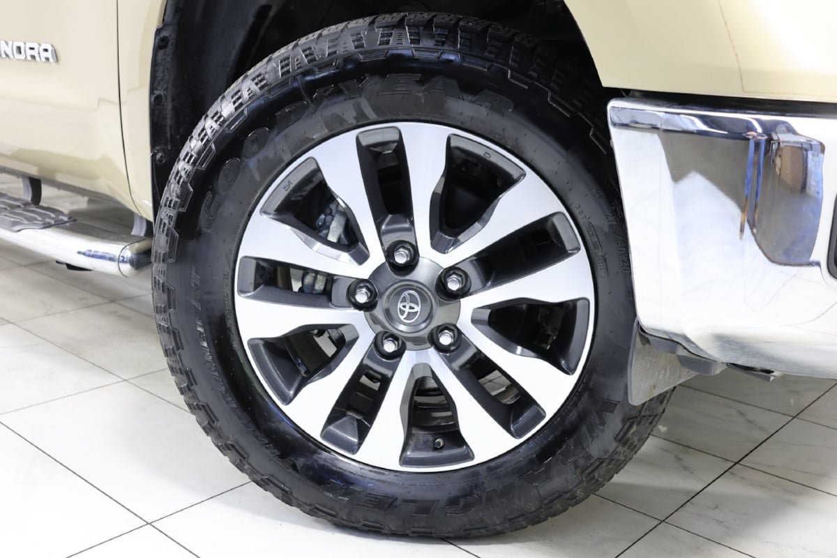 Used 2020 Toyota Tundra Limited AWD/4WD image 13
