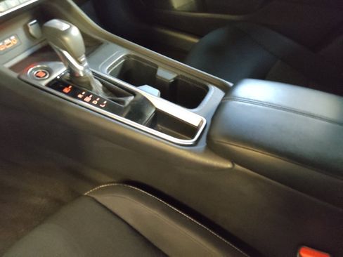 Used 2020 Nissan Sentra SV image 26