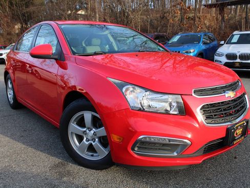 Used 2016 Chevrolet Cruze LT image 4