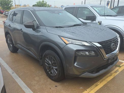 Used 2023 Nissan Rogue S FWD image 5