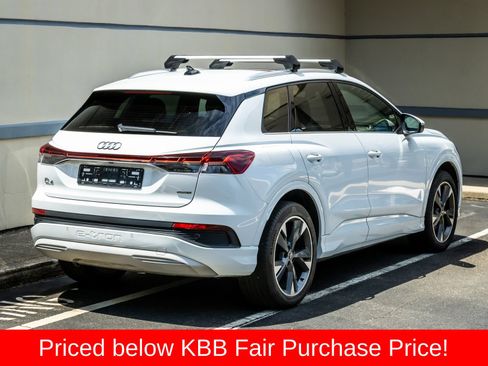 Used 2022 Audi Q4 e-tron Premium Plus AWD/4WD image 7