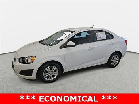 Used 2013 Chevrolet Sonic LT image 7