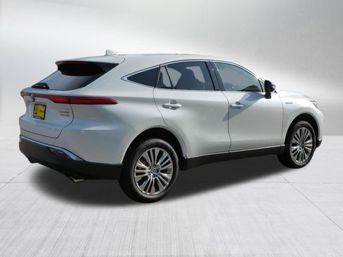 Certified 2021 Toyota Venza Limited w/ Advanced Technology Package AWD/4WD image 7