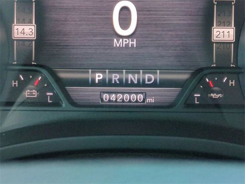 Used 2021 RAM 1500 Laramie image 31