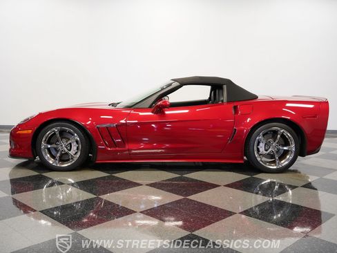 Used 2012 Chevrolet Corvette Grand Sport w/ 3LT Preferred Equipment Group RWD image 8