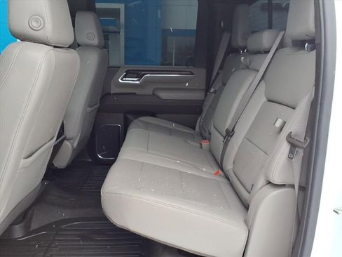 Used 2024 GMC Sierra 2500 SLT w/ SLT Premium Package image 13