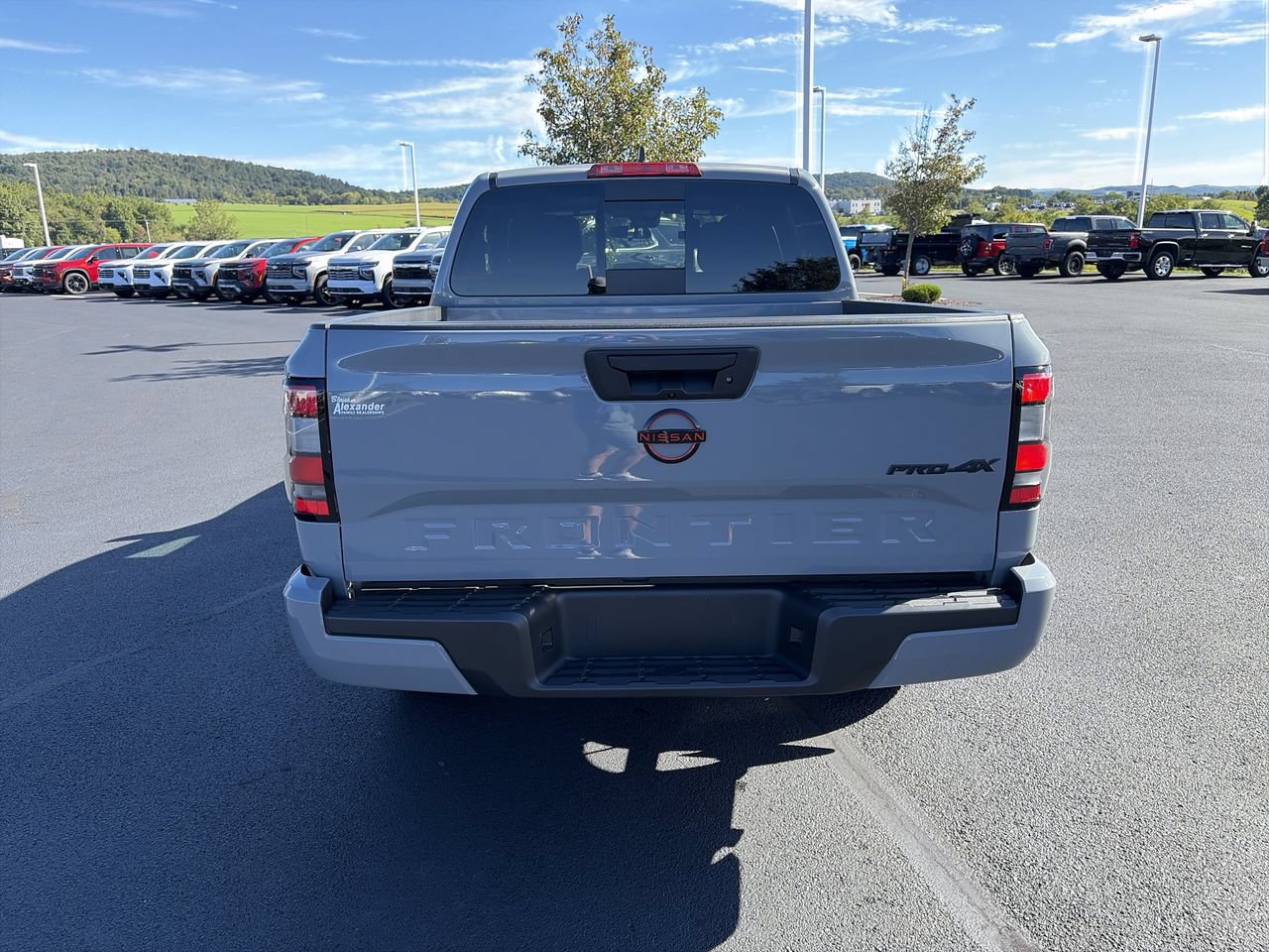 Used 2024 Nissan Frontier PRO-4X AWD/4WD image 6