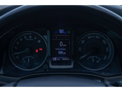 Used 2021 Toyota Tacoma TRD Off-Road w/ Technology Package AWD/4WD image 22