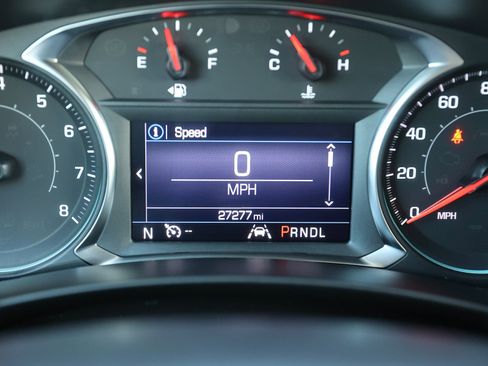 Used 2023 Chevrolet Equinox LT image 43