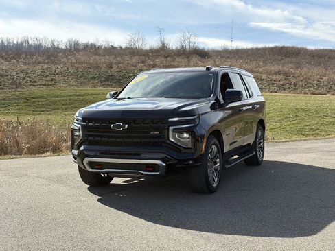 Used 2025 Chevrolet Tahoe Z71 w/ Z71 Off-Road Package image 1