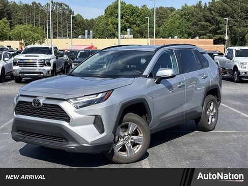 Used 2024 Toyota RAV4 XLE FWD image 1