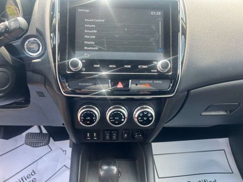 Used 2020 Mitsubishi Outlander Sport SE AWD/4WD image 17