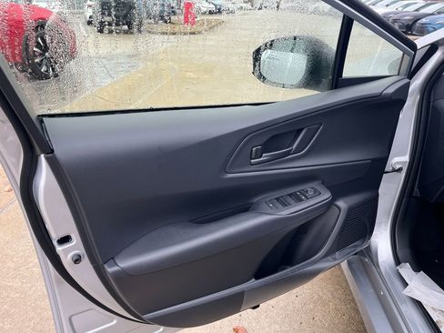 New 2026 Toyota Prius SE image 11