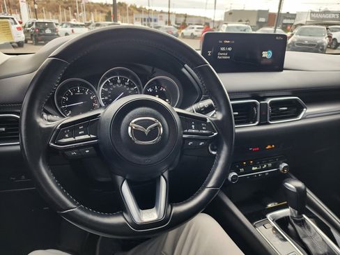 Used 2021 MAZDA CX-5 Touring image 17