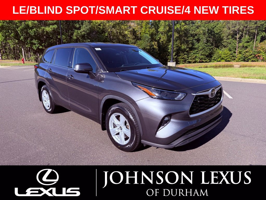 Used 2022 Toyota Highlander LE AWD/4WD image 1