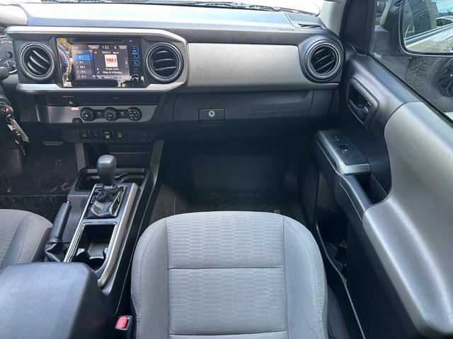Used 2019 Toyota Tacoma SR5 RWD image 12