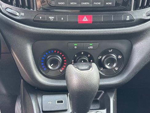 Used 2021 RAM ProMaster City Tradesman FWD image 15