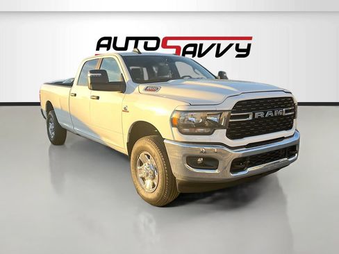 Used 2024 RAM 3500 Big Horn AWD/4WD image 1