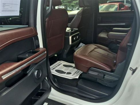 Used 2024 Ford Expedition Max Limited AWD/4WD image 34