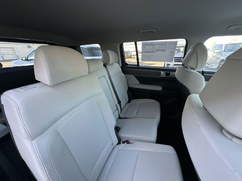 New 2026 Hyundai Santa Fe SE image 24