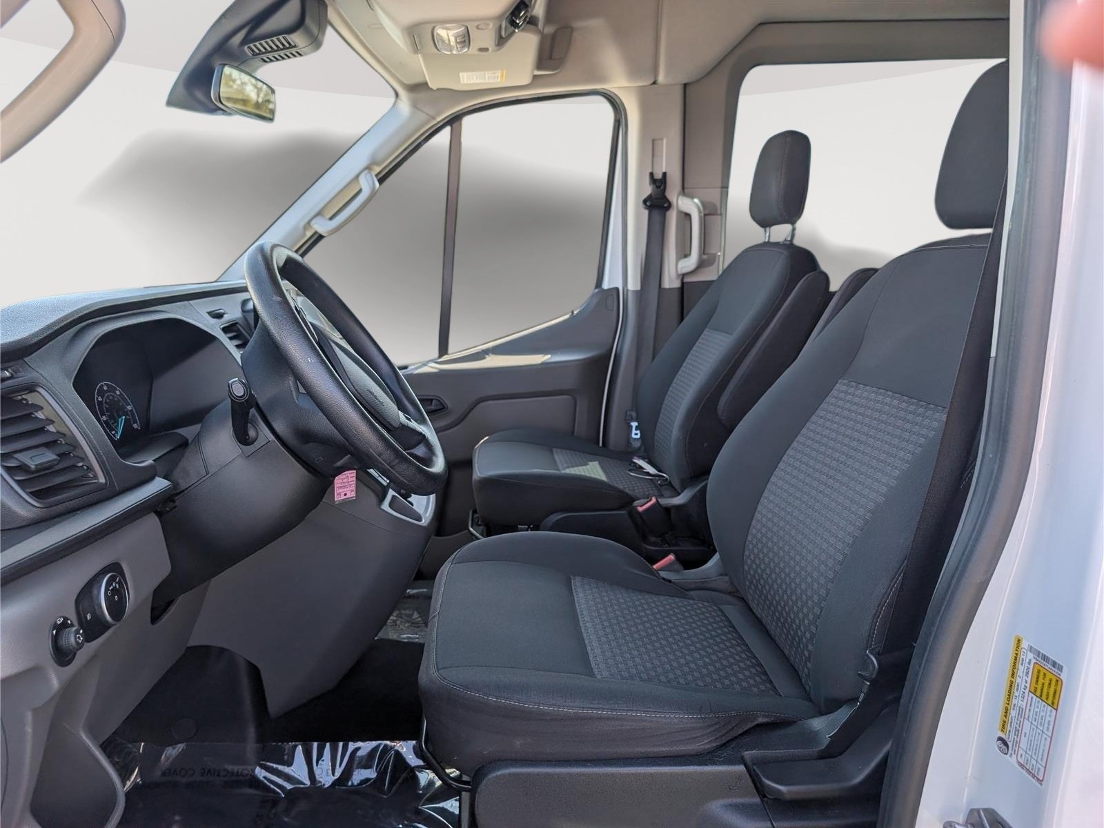 Used 2020 Ford Transit 350 XLT RWD image 15