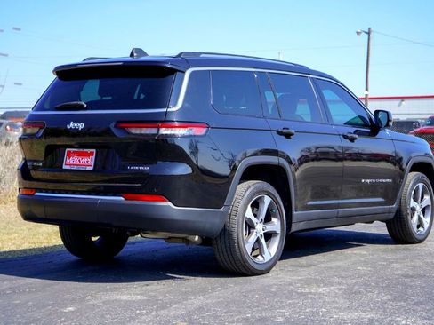 Used 2023 Jeep Grand Cherokee L Limited image 4