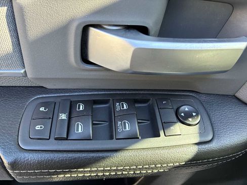 Used 2020 RAM 2500 Big Horn image 15