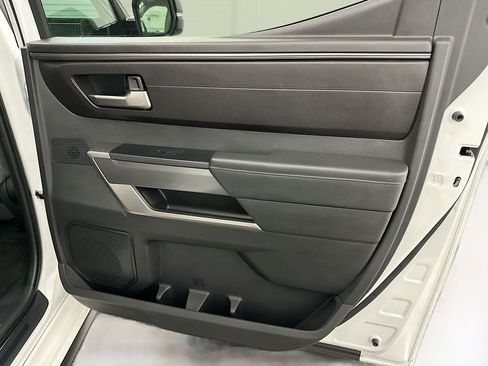 Used 2024 Toyota Tundra SR5 AWD/4WD image 31