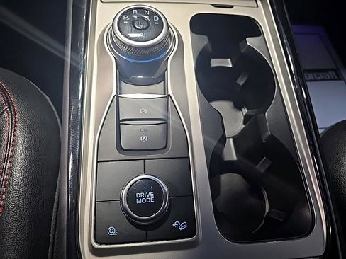 Used 2022 Ford Explorer ST-Line image 23