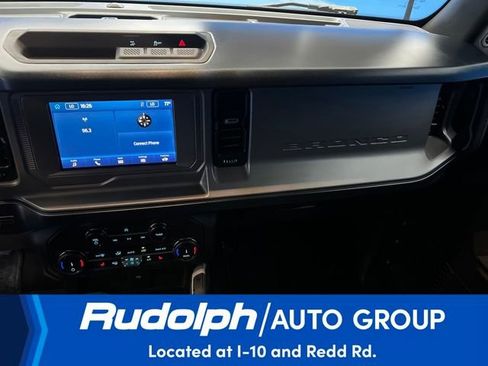 Used 2022 Ford Bronco Outer Banks image 17