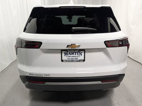 New 2026 Chevrolet Equinox LT w/ Convenience Package II image 4