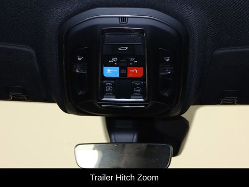 Used 2025 Jeep Grand Cherokee Altitude image 28