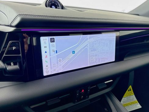 New 2026 Porsche Macan Electric image 19