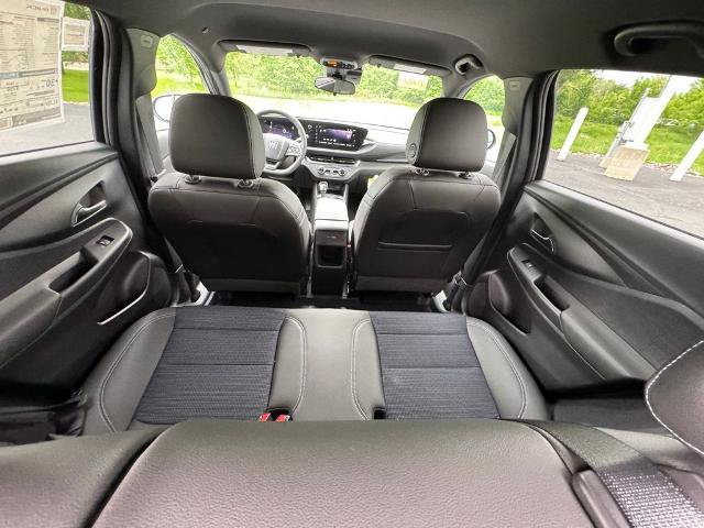 New 2025 Buick Envista Preferred w/ Convenience I Package FWD image 37