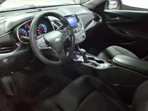 Used 2024 Chevrolet Malibu LT FWD image 9