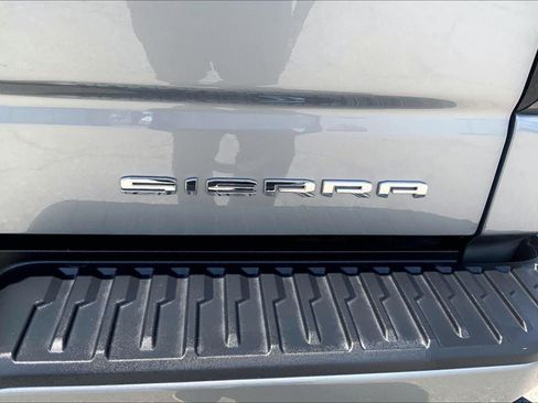Used 2026 GMC Sierra 1500 Denali AWD/4WD image 8