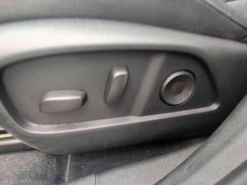 Used 2025 Chevrolet Equinox LT w/ Convenience Package II AWD/4WD image 17