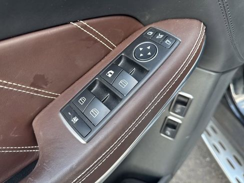 Used 2015 Mercedes-Benz GL 63 AMG 4MATIC image 19