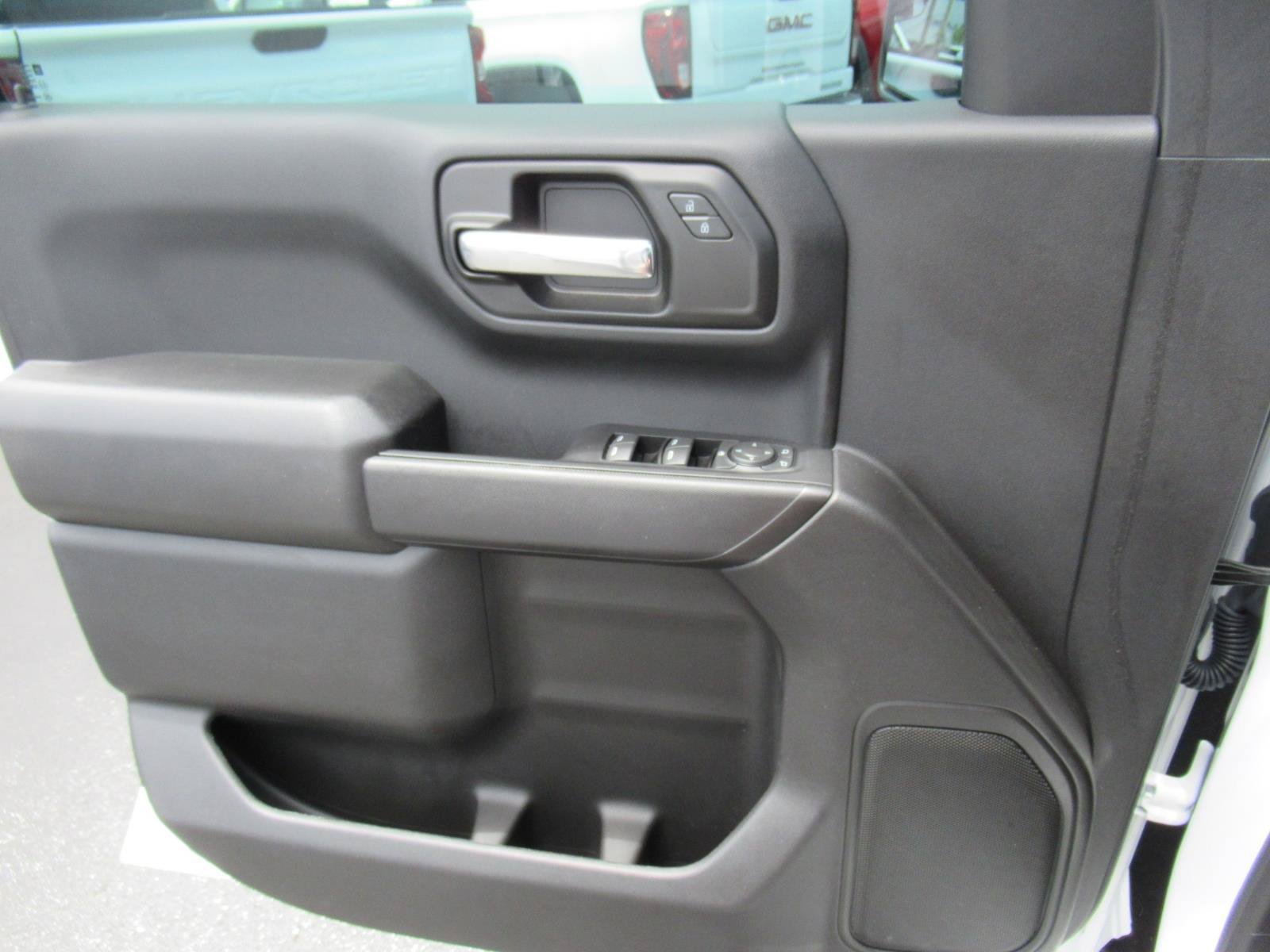 Certified 2025 Chevrolet Silverado 1500 Custom RWD image 20