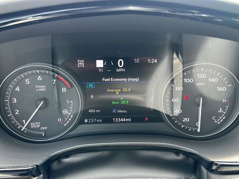 Used 2024 Cadillac XT5 Premium Luxury w/ Platinum Package AWD/4WD image 16