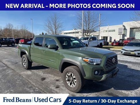 Used 2021 Toyota Tacoma TRD Off-Road image 1